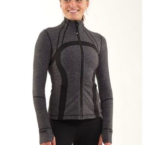 Lululemon Define Jacket Size 8
Black Heathered Coal Mini Check